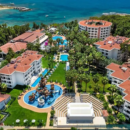 Utopia & Resort