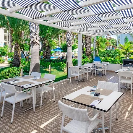 Resort Utopia &