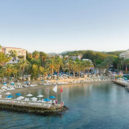 منتجع Utopia & *