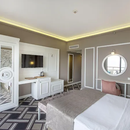 منتجع Utopia & *