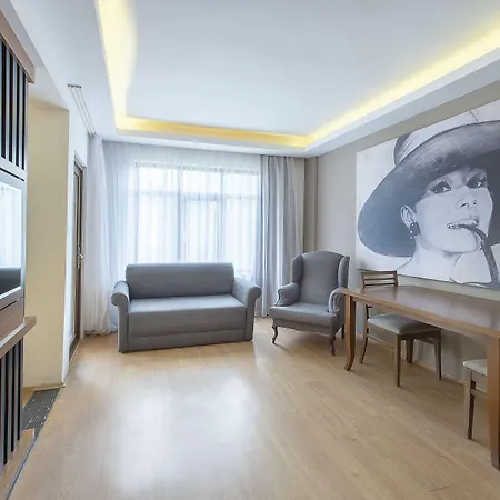 Utopia & منتجع أفسالاّر